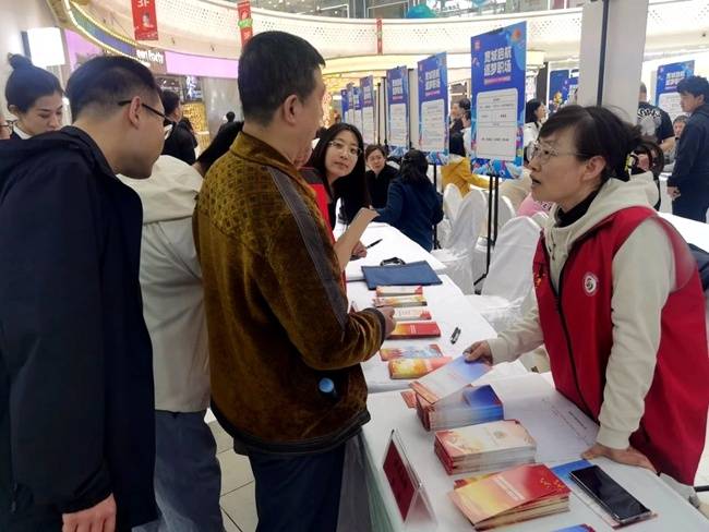 長春市寬城區(qū)開展“寬城啟航 逐夢職場”退役軍人專場招聘會:職場招聘
